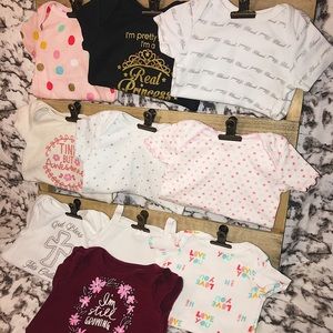 0-3M Short-Sleeved Onesie Bundle